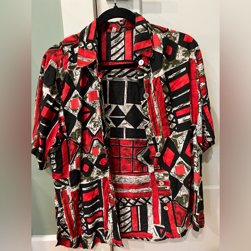 Y2K vintage button shirt with black red and white pattern
